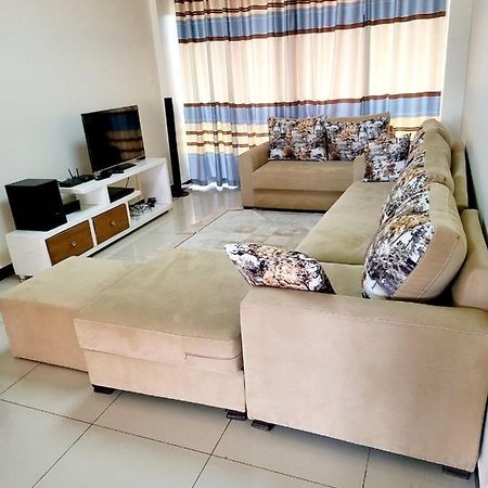 2 Bedroom Luxury Apartment In Kilimani Найроби Экстерьер фото