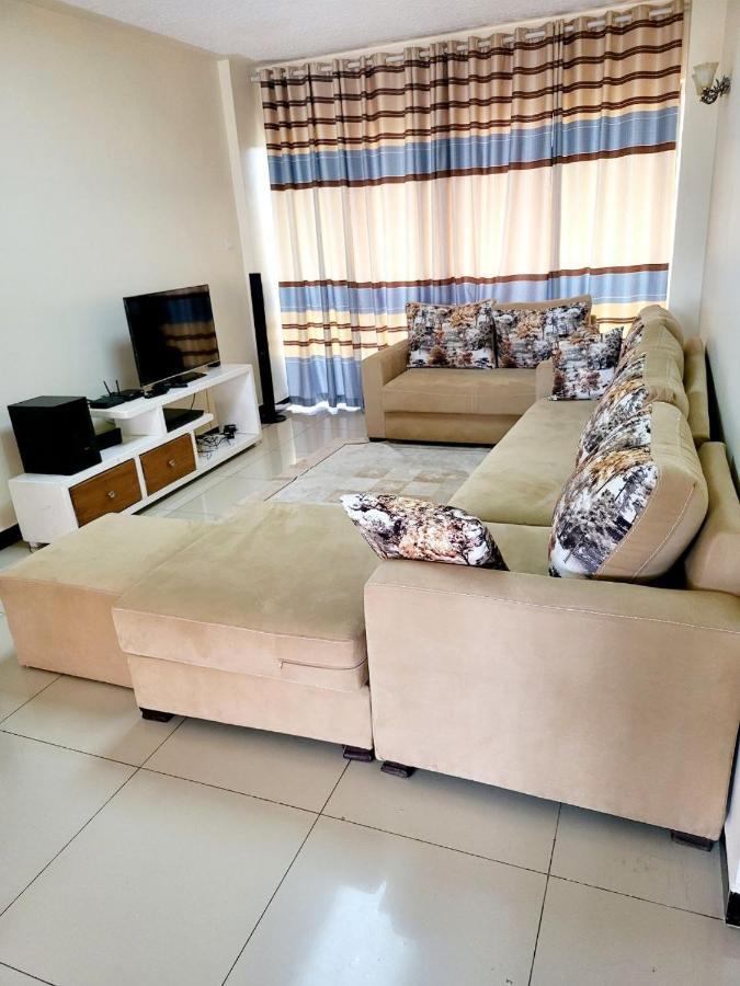 2 Bedroom Luxury Apartment In Kilimani Найроби Экстерьер фото